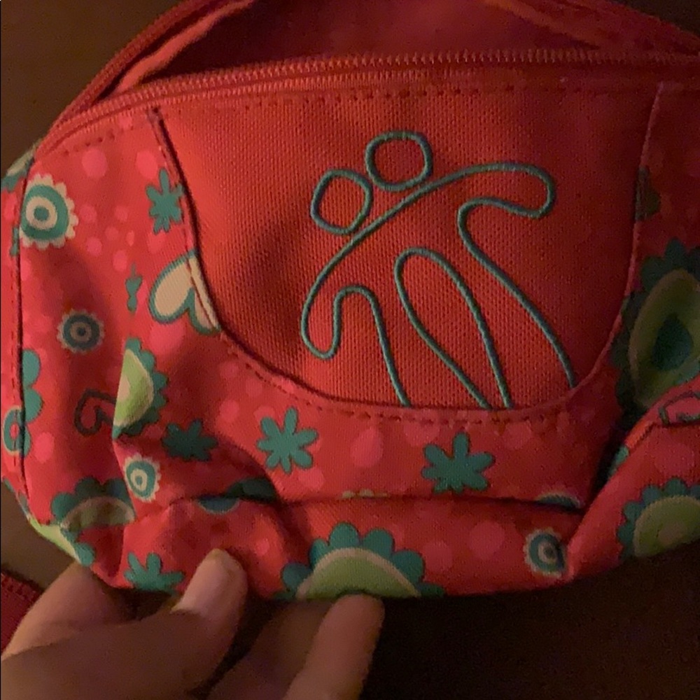 Fannypack with 🌼on it